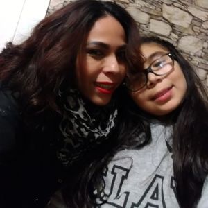 Meet your Posher, Lorena